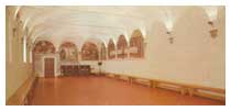 Dal 1866 al 1874 il Comitato dell'Arma fu ospite del Monastero nel quale oggi ha sede la Legione dei Carabinieri di Firenze. Questa è la sala delle conferenze.