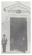Ingresso della Legione Carabinieri di Roma in una foto del 1885.