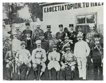 I militari del Corpo Internazionale a Creta.