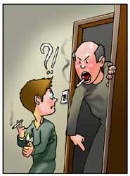 Un genitore rimprovera il figlio che sta fumando.