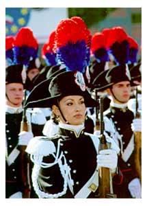 Allievi in Grande Uniforme durante la cerimonia di giuramento del 6° corso biennale