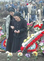 il funerale di una delle vittime.
