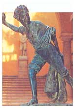 Copia in bronzo del monumento a Balilla