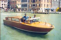 La barca di rappresentanza della Classe 300