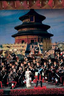 Un momento del concerto, in cui sono stati eseguiti numerosi brani lirici, ma anche un brano tradizionale cinese