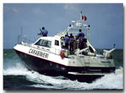 motovedetta dei carabinieri