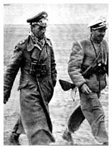 Il generale Erwin  Rommel, la Volpe del Deserto e un suo sottoposto