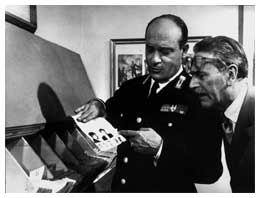 Turi Ferro con lo scrittore Mario Soldati sul set di I Racconti del Maresciallo 1968