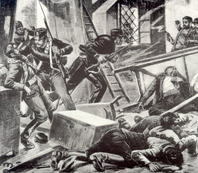 Scena raffigurante carabinieri che intervengono in una abitazione