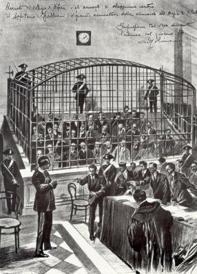 Alle Assise di Viterbo il capitano Fabbroni depone durante il processo Cuocolo. (Da ' L'Illustrazione italiana '- del 23 luglio 1911)