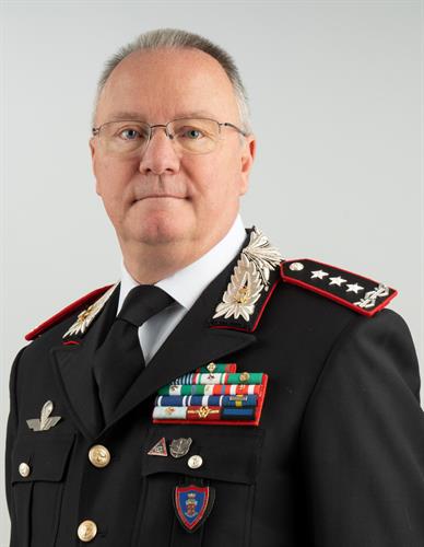 Capo Sato Maggiore Gen.C.A.TAURELLI Salimbeni PIS_4267