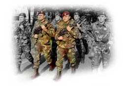 Uniforme da campagna del 1° Reggimento Carabinieri Paracadutisti Tuscania