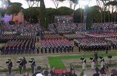 Reparti schierati in PIazza di Siena a Roma